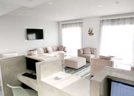 Hyperion Hotel 2