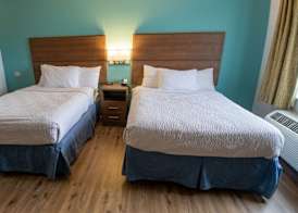 MainStay Suites Chicago Hillside 5