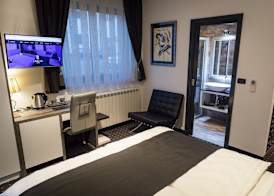 Log In Rooms 4