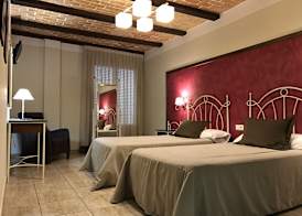 Hostal Rural Los Girasoles de iniesta 4