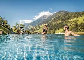 Stroblhof Active Family Spa Resort 2