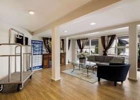 SureStay Plus by Best Western Woodbury Inn 3