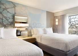 Courtyard by Marriott Roseville 5