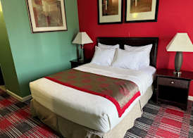 Albany Plaza Hotel 4