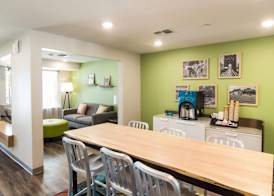 WoodSpring Suites Lake Jackson 3