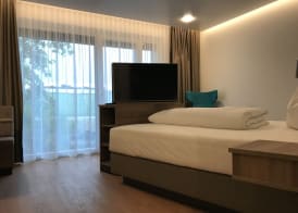 WESTSIDE Hotel 4