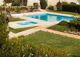 Ericeira Chill Hill 2 – Peach Garden 3