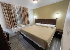 Hotel 369 Brooklyn 4