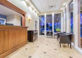 Days Inn by Wyndham Modesto 2