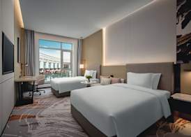Crowne Plaza Wuhan Tianhe Airport by IHG 4
