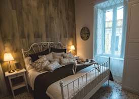 Elegant B&B - Il Vicolo storico 4