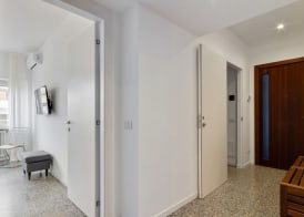 GuestHost - Inner City Apartments 2