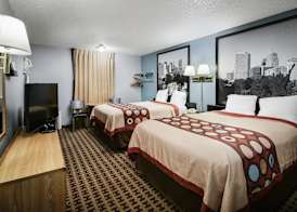 Super 8 by Wyndham Elk City 5