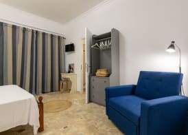 Denise Studios and Apartments 2