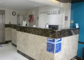 Europlaza Hotel & Suites 3
