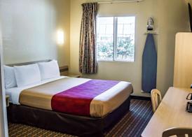 Econo Lodge Meadville 4