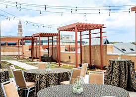 Hilton Garden Inn Alexandria Old Town National Harbor 2