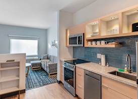 TownePlace Suites by Marriott Richmond Colonial Heights 5
