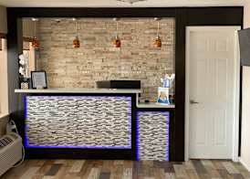 Days Inn by Wyndham Orange 2