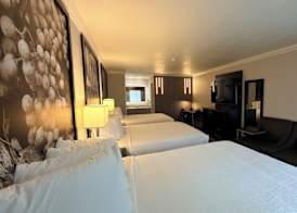 The Orchard Hotel Ukiah Wine Country Free Breakfast, Pool, & Hot Tub 5