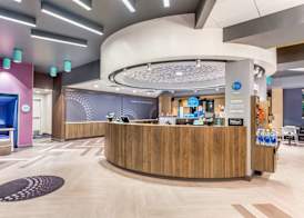 Tru By Hilton Madison West 4