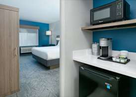 Holiday Inn Express & Suites DALLAS PARK CENTRAL NORTHEAST by IHG 5