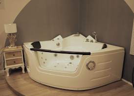 DORIAN GRAY LUXURY SUITE 5