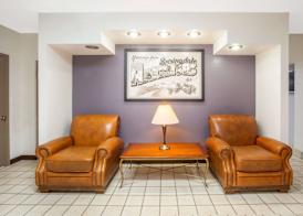 Super 8 by Wyndham Springdale AR 3