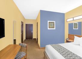 Microtel Inn & Suites Chili/Rochester 5