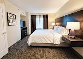Staybridge Suites MIDDLETON/MADISON-WEST by IHG 4