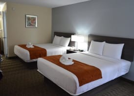 Days Inn & Suites by Wyndham Orlando Airport 5