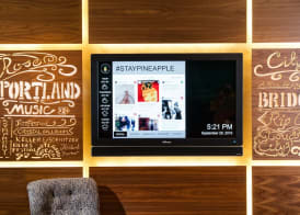 Staypineapple, Hotel Rose, Downtown Portland 3