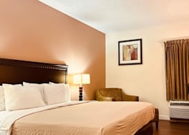 The Best Inn & Suites 5