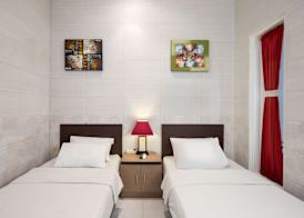 Angkul Angkul Beach Inn Kuta 5