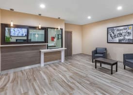 Super 8 by Wyndham Houston NW Beltway 8-West Rd 2