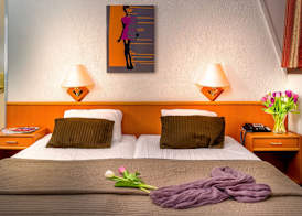 Owl Hotel 4