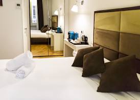 LaHouse Rome by Premium Suites Collection 2