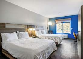 Holiday Inn Express & Suites JACKSONVILLE - ATLANTIC BEACH by IHG 4