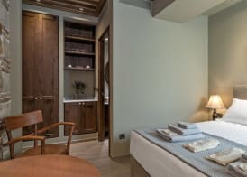 Estia Boutique Apartments 5