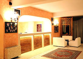 Hotel Company 4