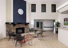 Super 8 by Wyndham St-Jerome 2