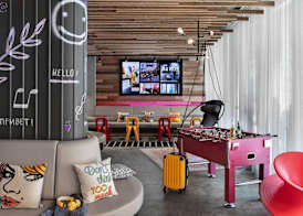 Moxy Bucharest Old Town 2