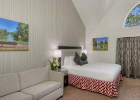 Aggie Inn, an Ascend Collection Hotel 5
