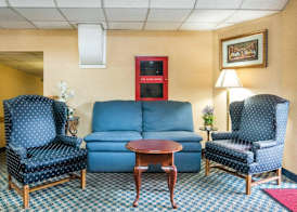 Econo Lodge Manchester 2