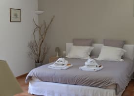 La Bastide De L'aube Chambre d hôtes 3