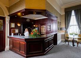 Commodore Hotel 3