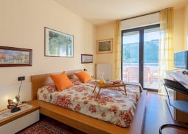 Kristall Lago 233 by Wonderful Italy 2