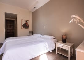 Yria Hotel 5