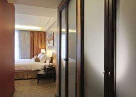 The Bellevue Manila 3