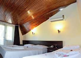 Green Palm Hotel 2